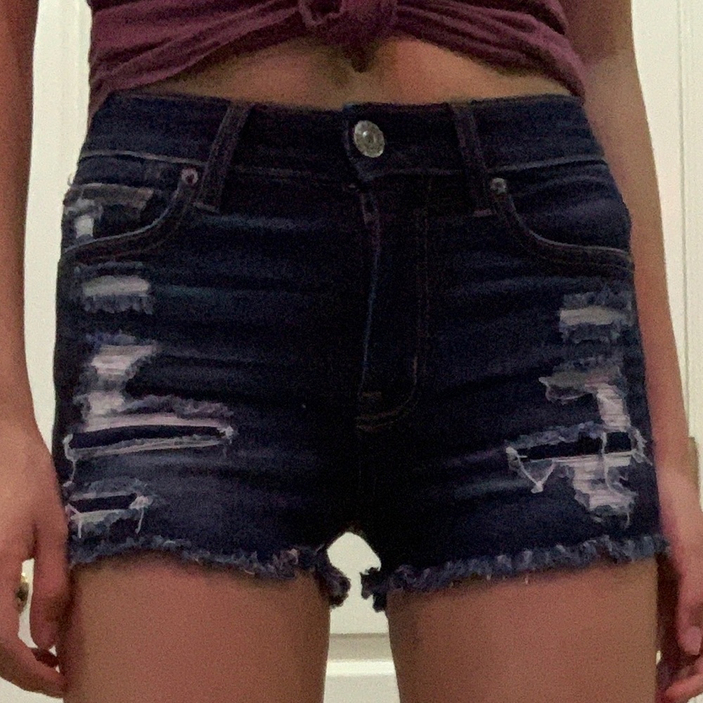 American Eagle Dark-washed Jean Shorts - Picture 2 of 4